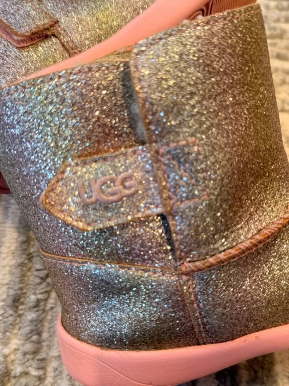 UGG Toddler girls US size 10 Keelan Metallic Glitter Boots 1134892T